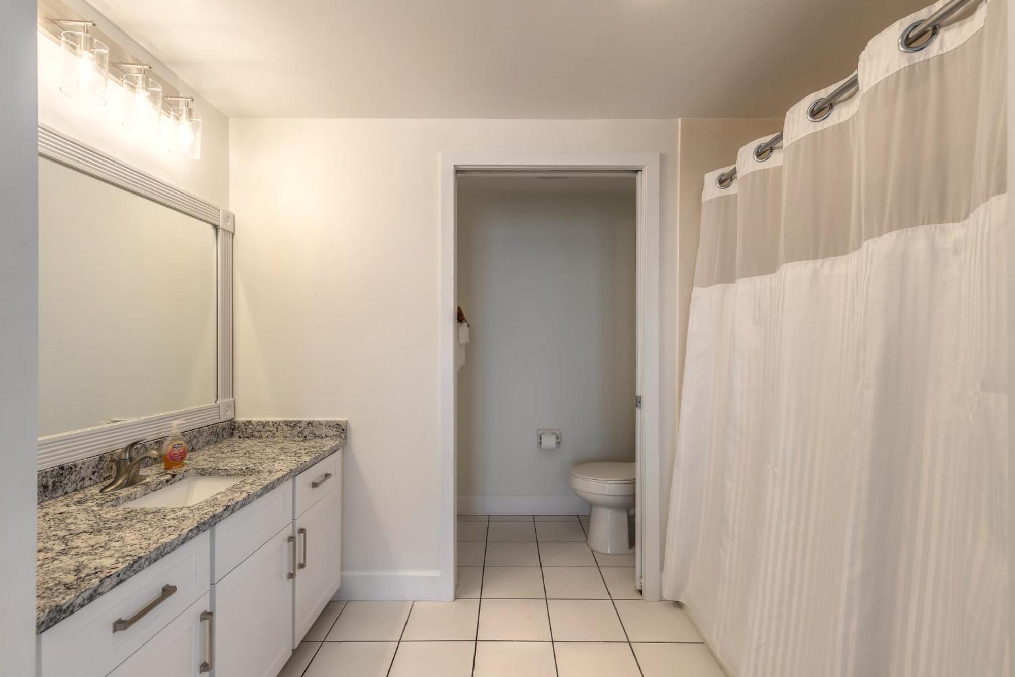 Beachfront Bliss At Ocean Walk Resort - Unit 1701 Daytona Beach Eksteriør billede